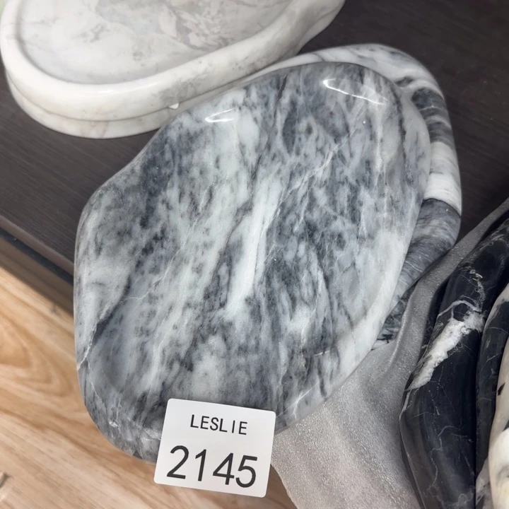 X2145.              福利
