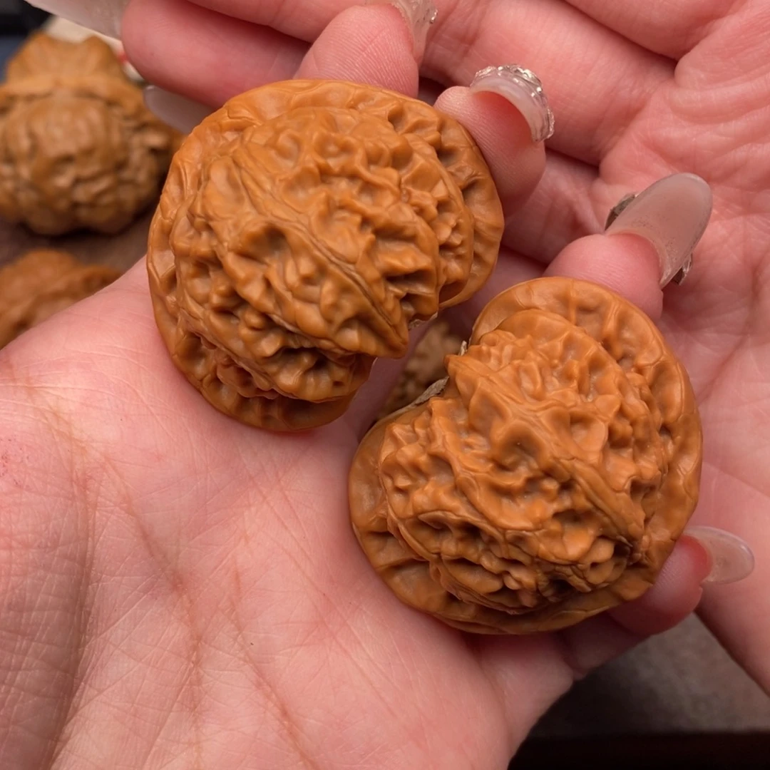 文玩核桃把件全品，粗棱桃心宫灯41精配