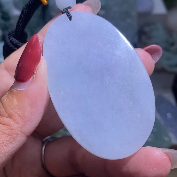 【闪购商品】翡翠未镶嵌颈饰无事