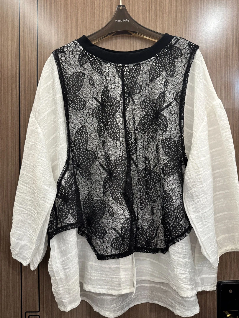 胖mm时尚拼接蕾丝不等式假两件宽松遮肉显瘦百搭衫（XK008）