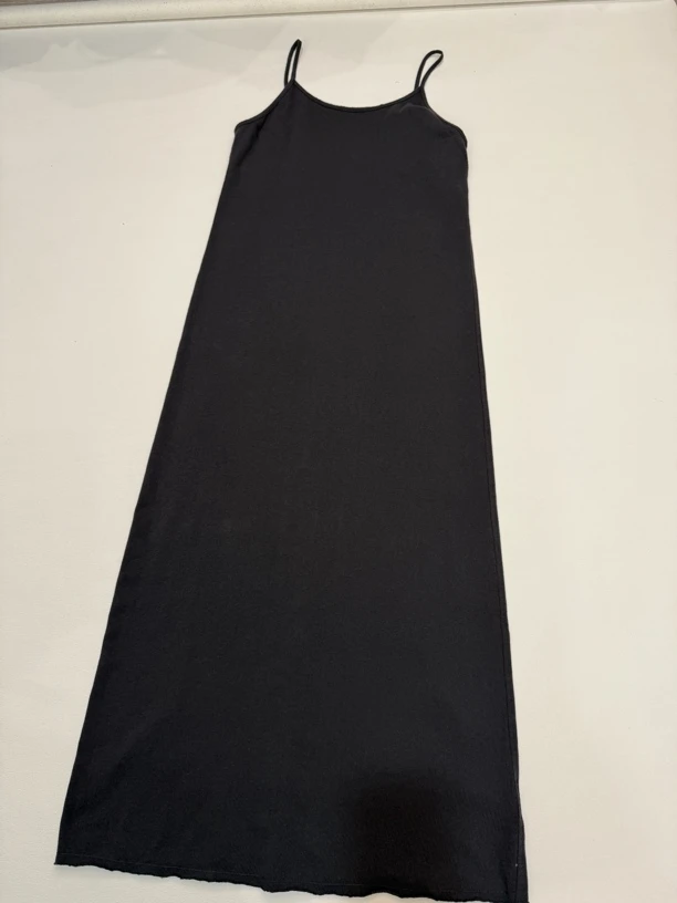 女士极简文艺休闲修身款细仿麻吊带连衣裙