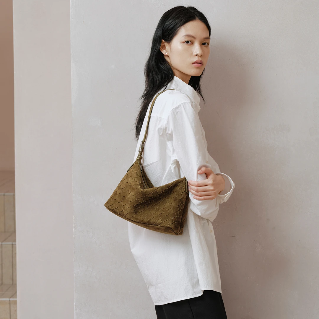 AVALEA葳里 羊麂皮编织单肩腋下饭盒包 2025新款hobo包女包 C427