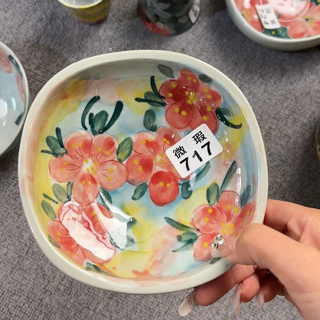 瓷片gyygggghhhhhjm