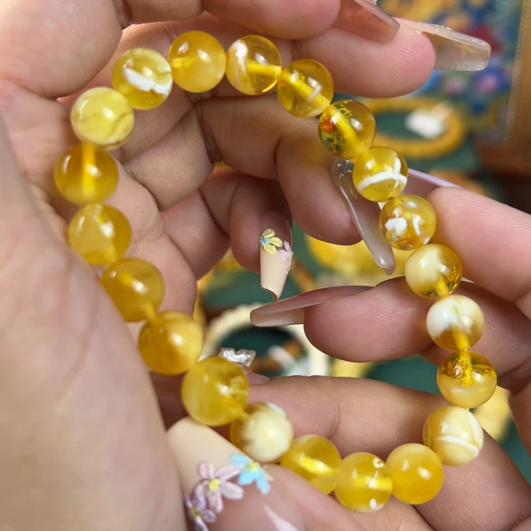 未镶嵌琥珀珠宝奇石