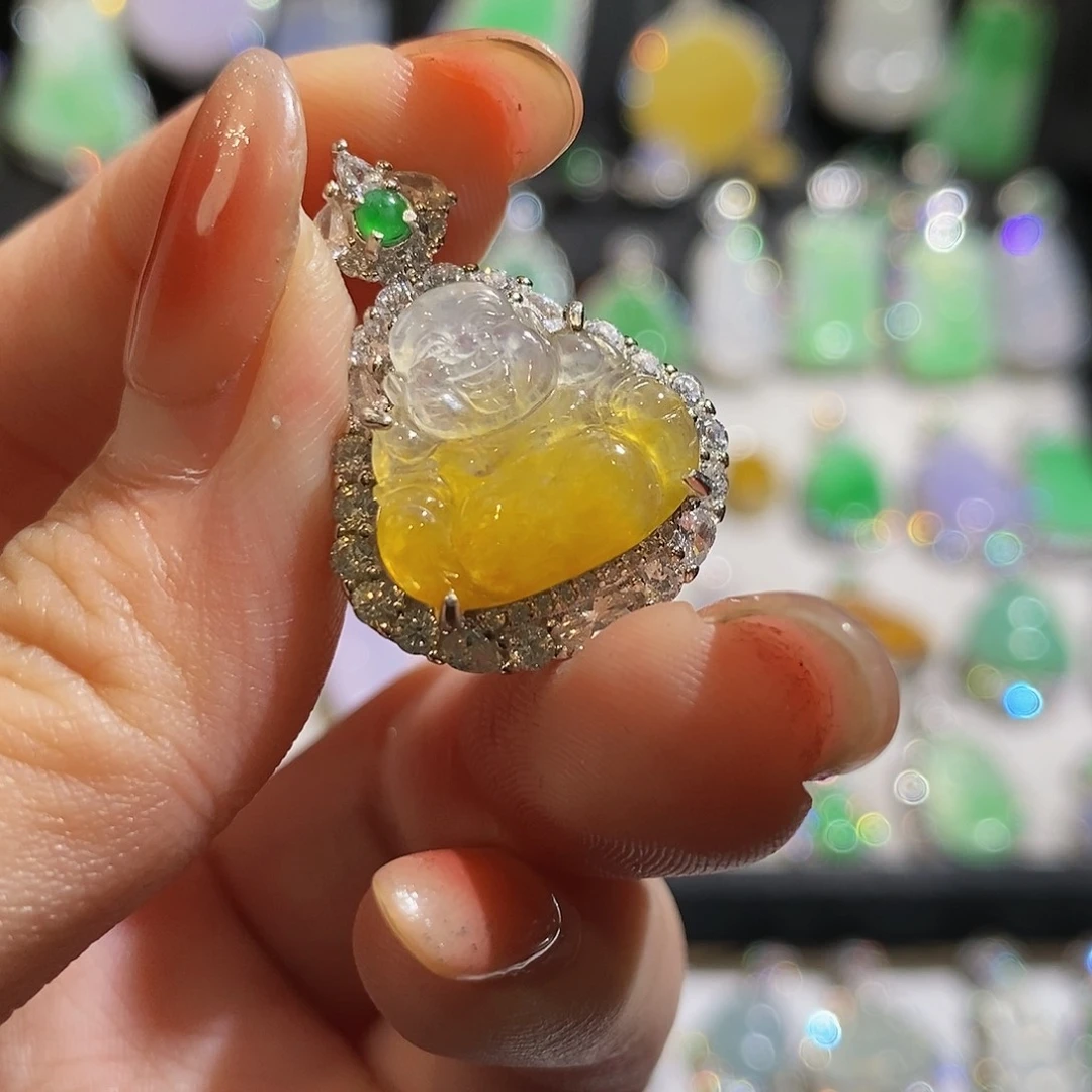 翡翠颈饰银S925镶嵌E****里天然翡翠