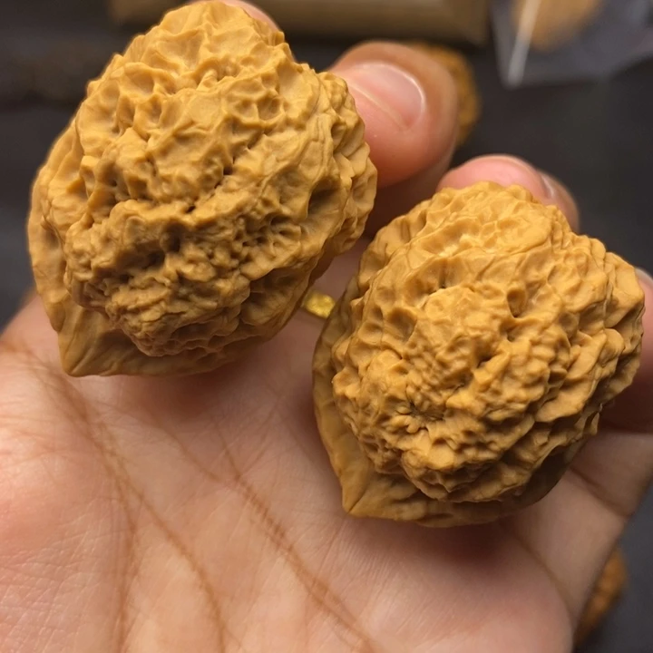 把件文玩核桃41尺铁狮子球
