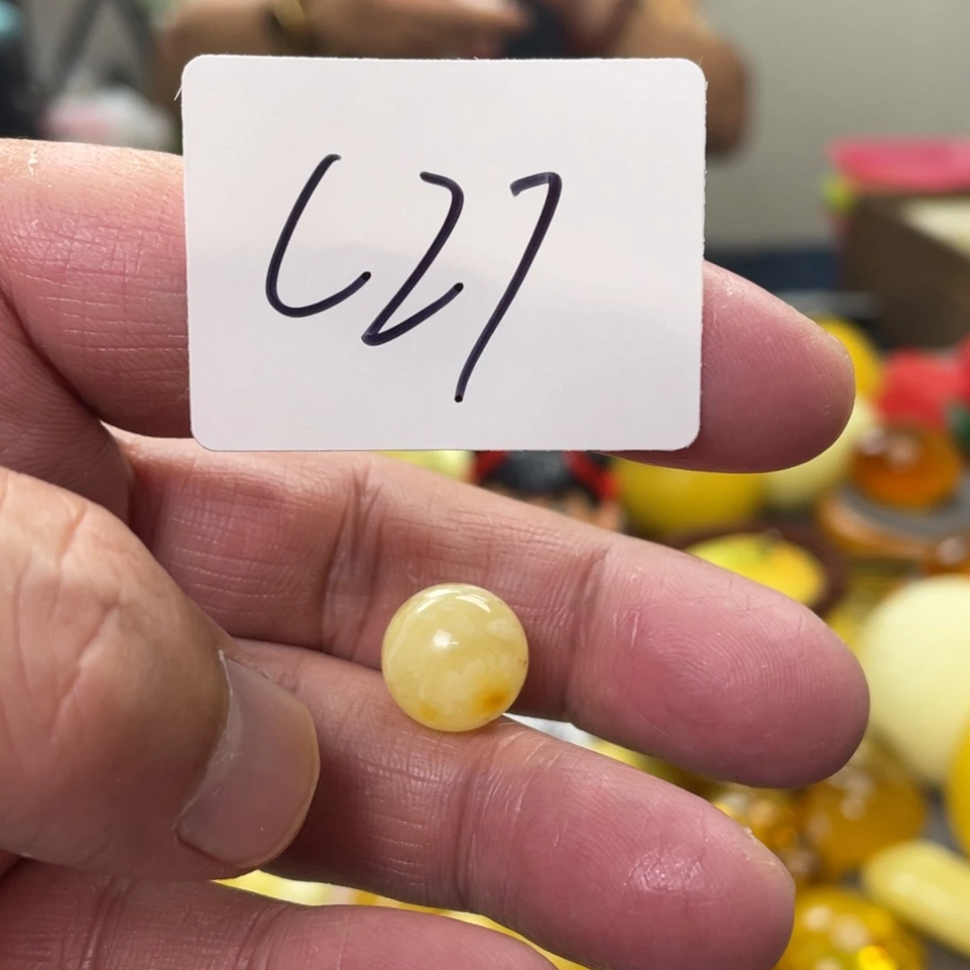 手链琥珀未镶嵌多样性发，发其中一件
