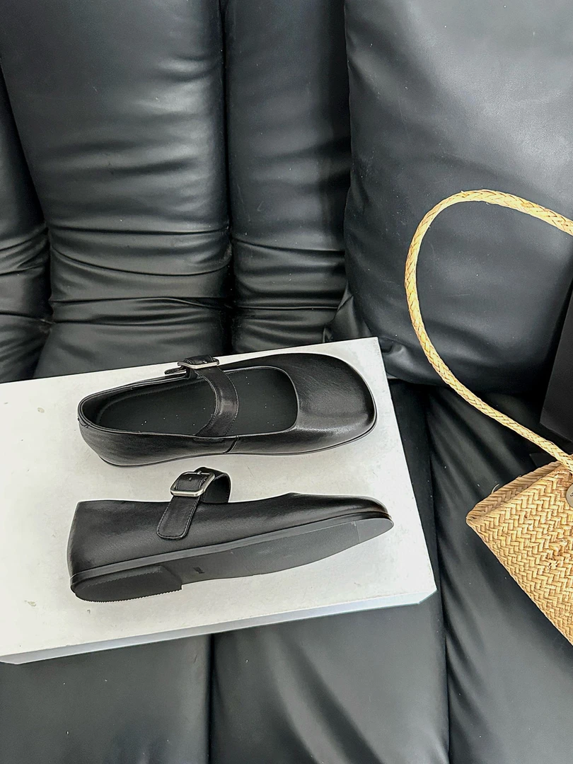 152-5691爱丽维斯新款单鞋