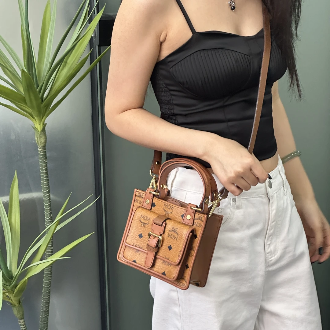 95新 MCM MCM 小方包斜挎包/95新