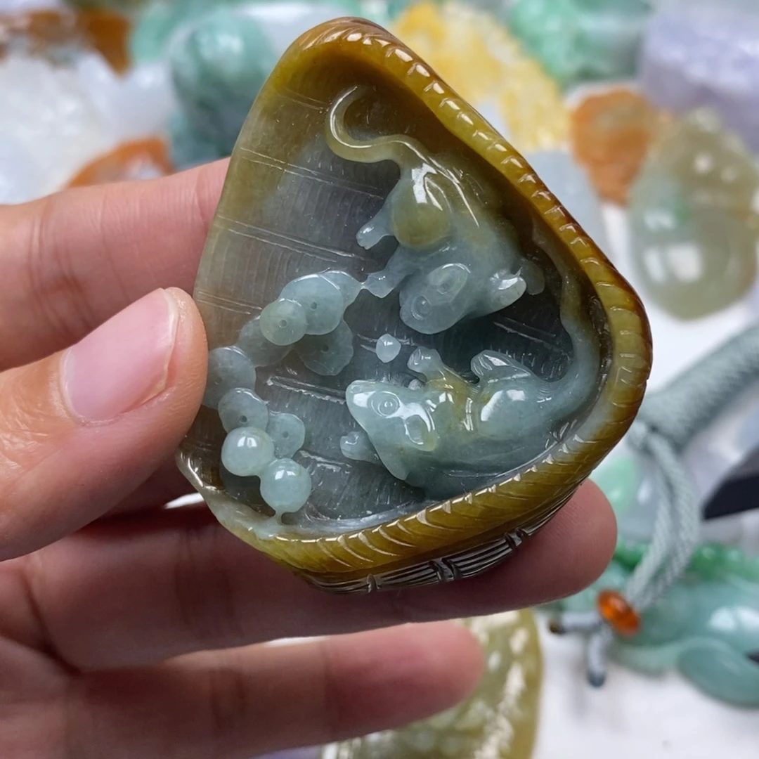 颈饰未镶嵌翡翠翡翠