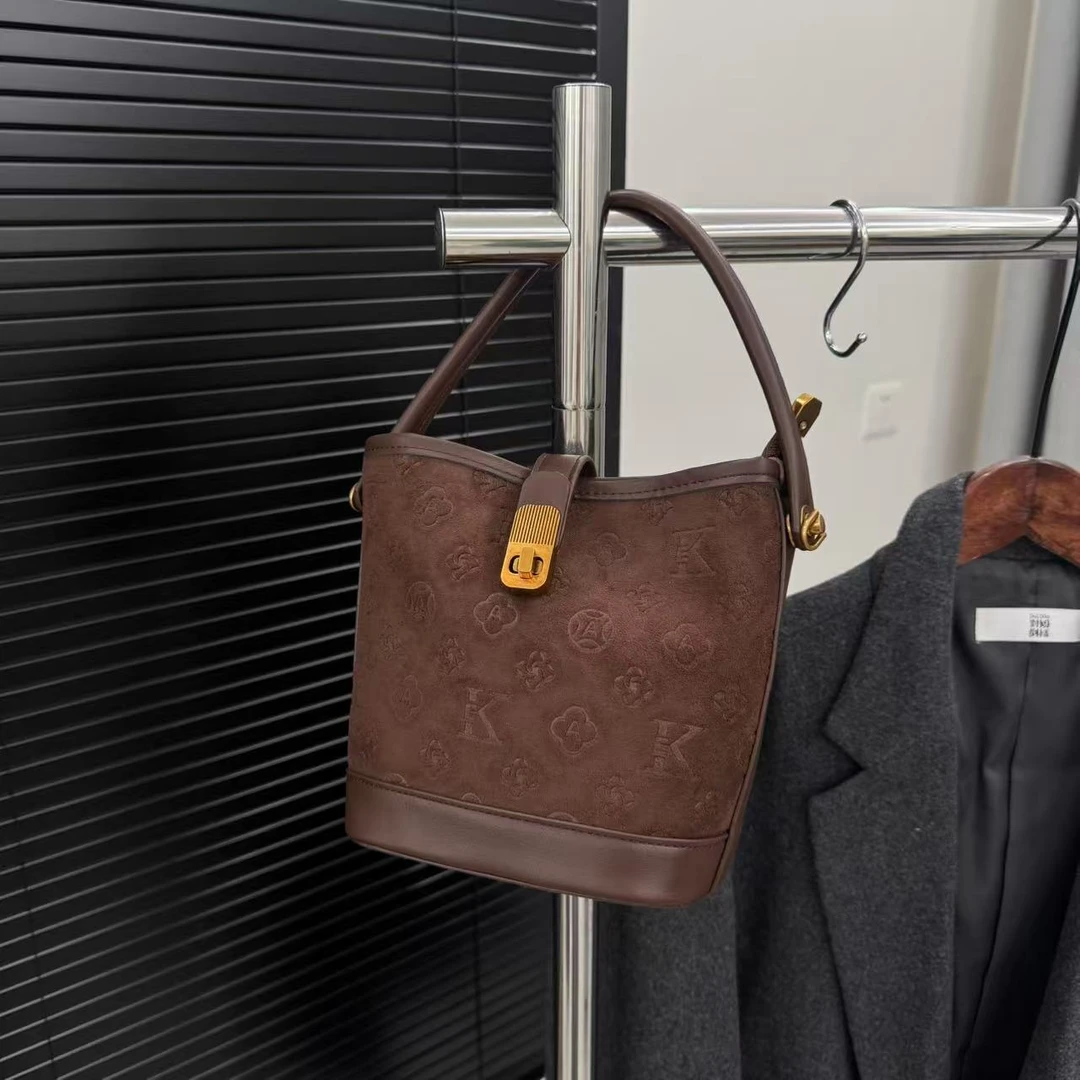 高级感百搭气质女包单肩斜挎绒面女包小水桶包包【1015棕色-1】