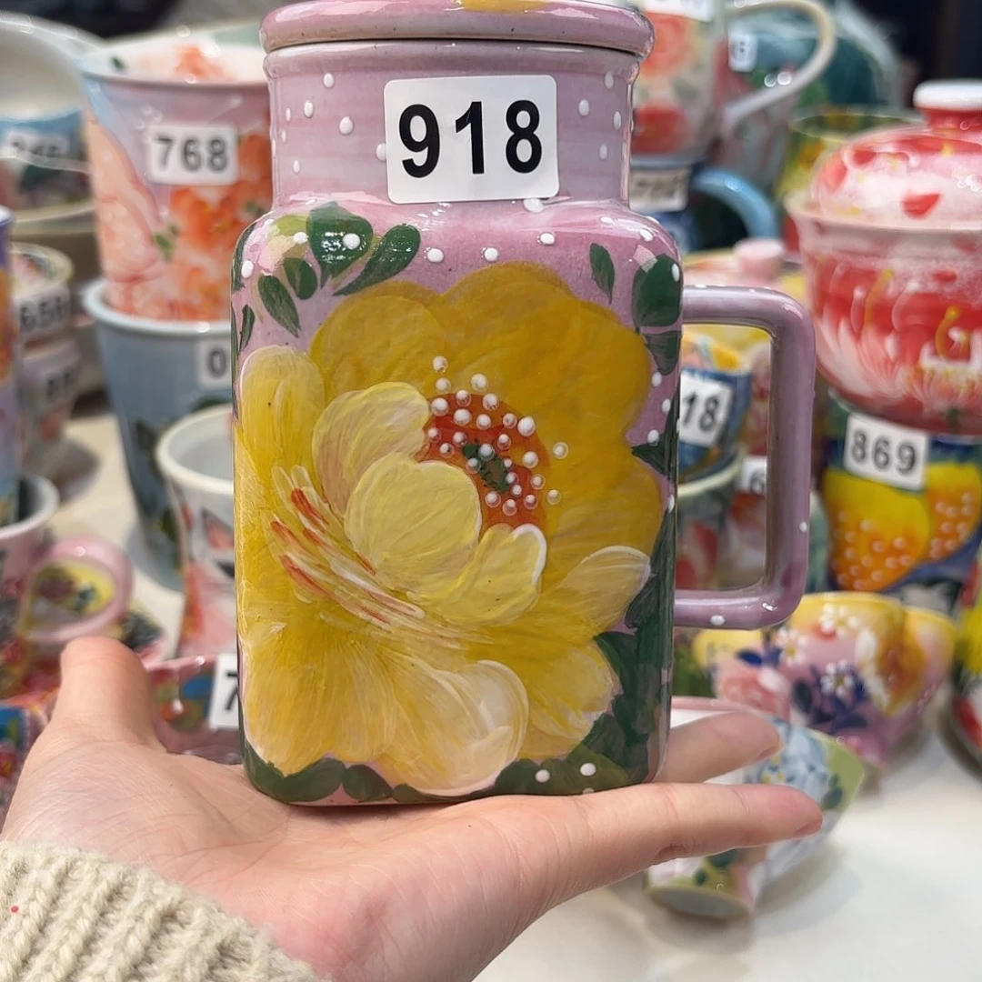 瓷片兔兔好可爱啊我