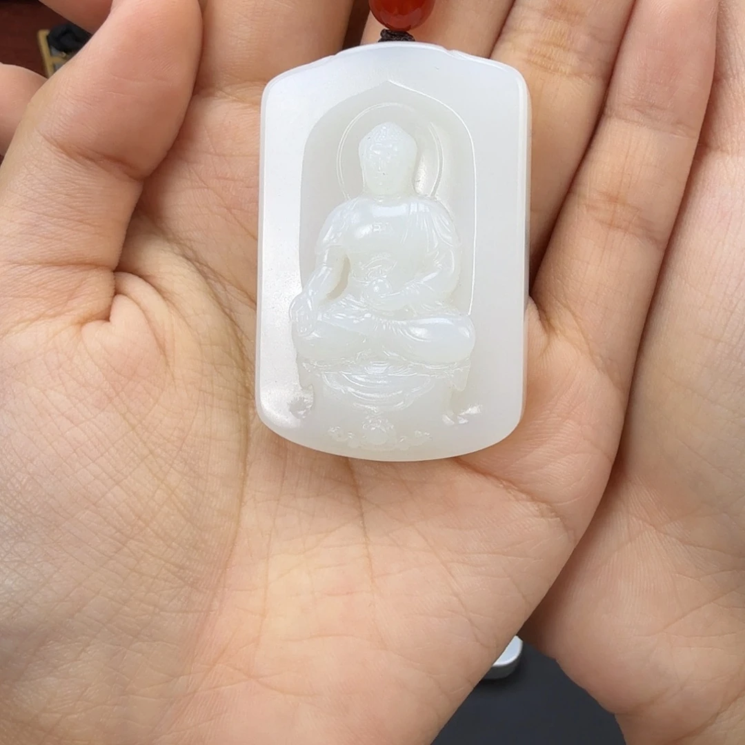 R***O和田玉未镶嵌挂件