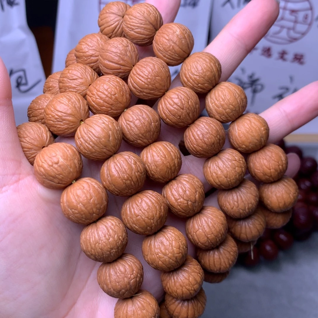 猴头核桃手串凤羽