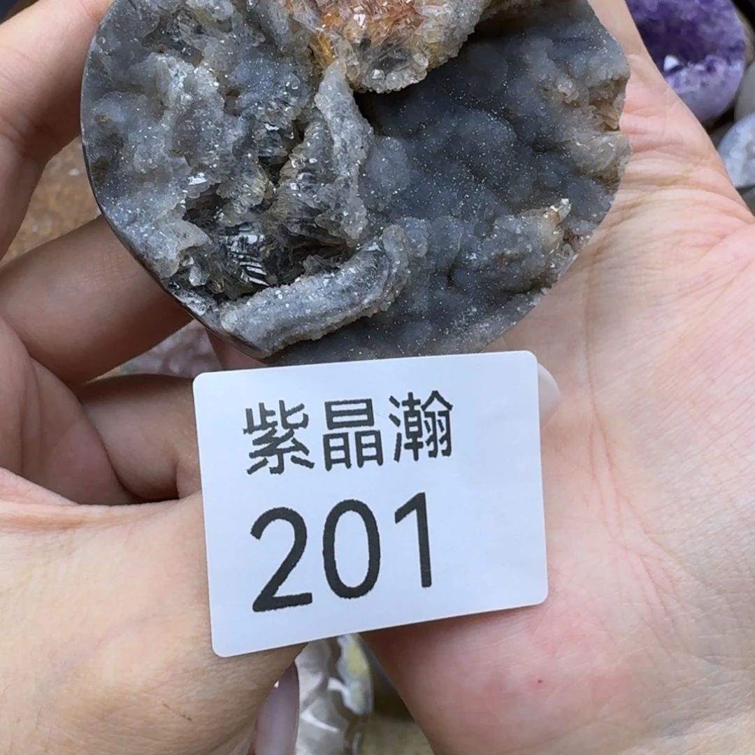 未镶嵌水晶大型摆件（非配饰）