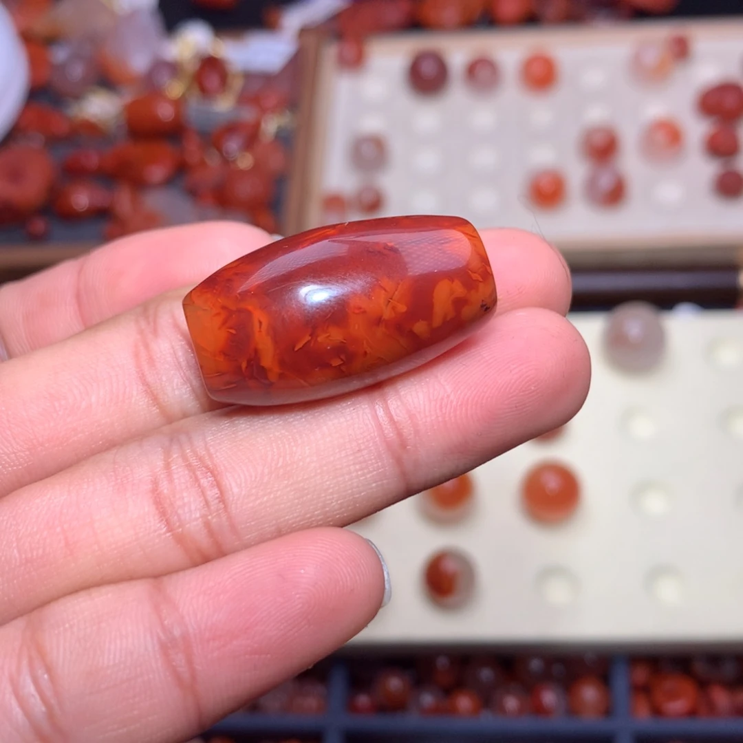 萍***祥南红玛瑙未镶嵌珠宝半成品大桶珠