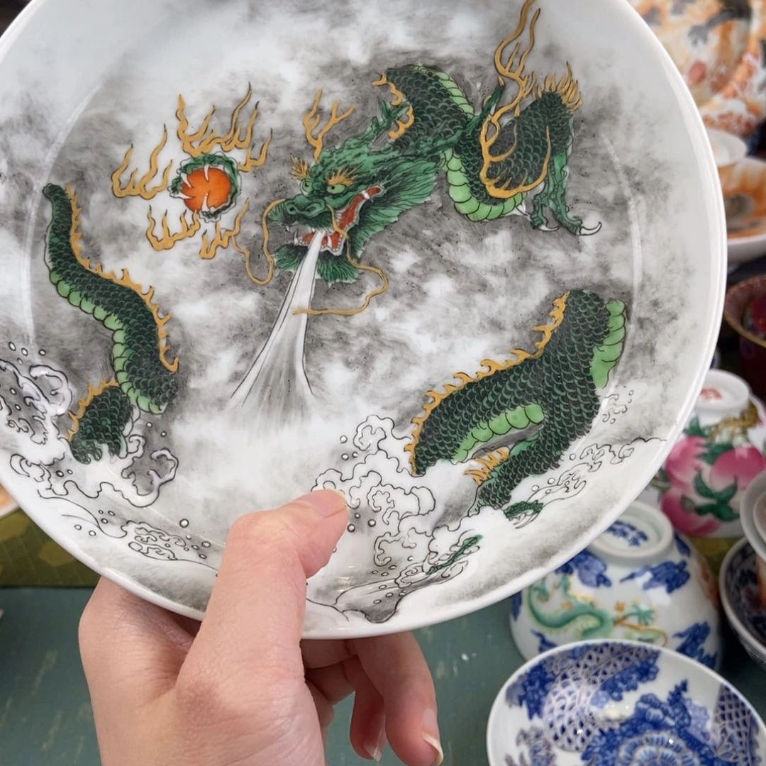陶瓷的设计师是一个人