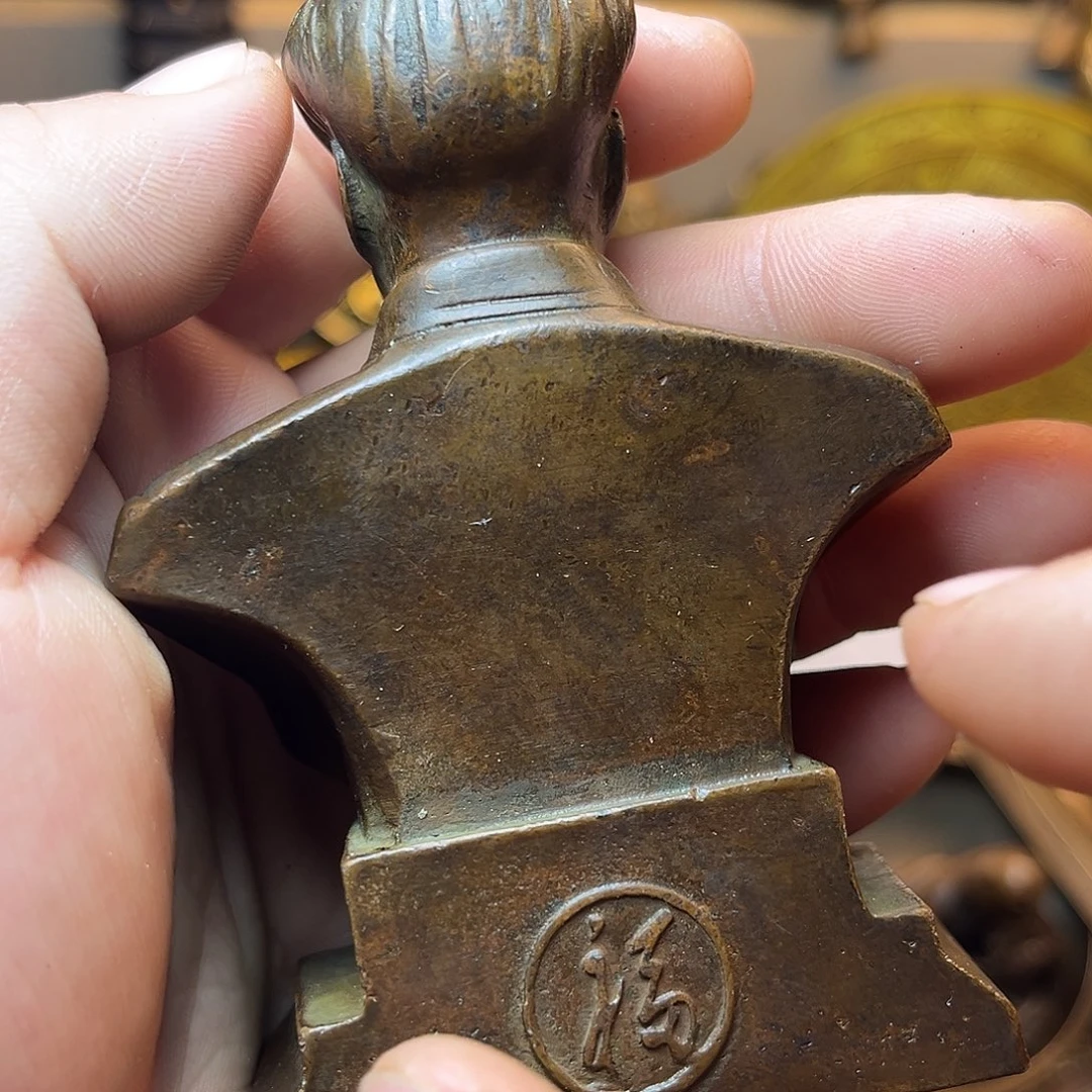 精美铜器工艺品等