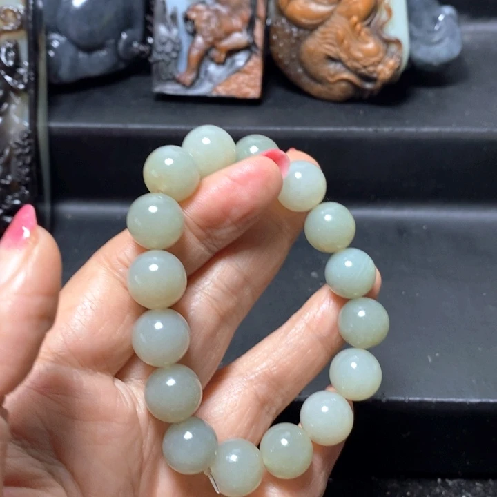 和田玉（糖玉）未镶嵌颈饰