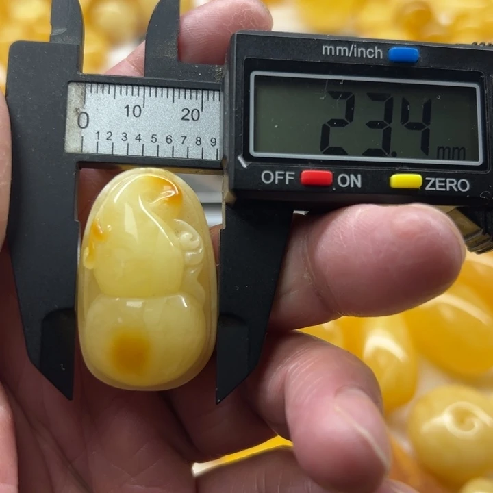 琥珀未镶嵌裸石原矿