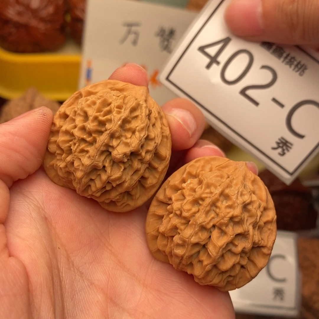 把件文玩核桃秦闷33……