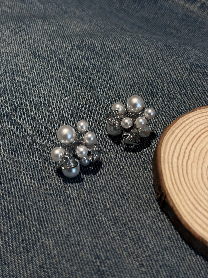 铜合金仿珍珠耳饰 FANYE 2025春夏新款不规则珠珠星球耳钉