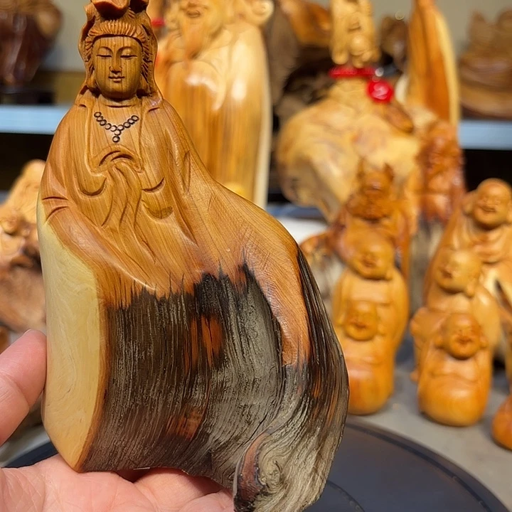 柏木太行崖柏观音摆件