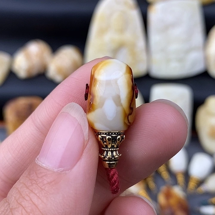 琥珀未镶嵌裸石11马蹄三通d12