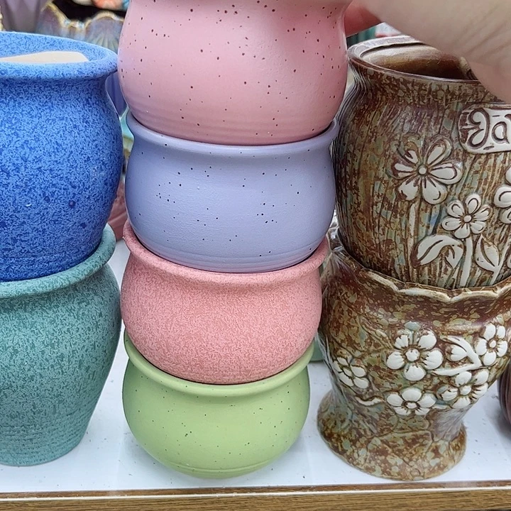 多肉绿植陶瓷花盆9.9包邮，有孔