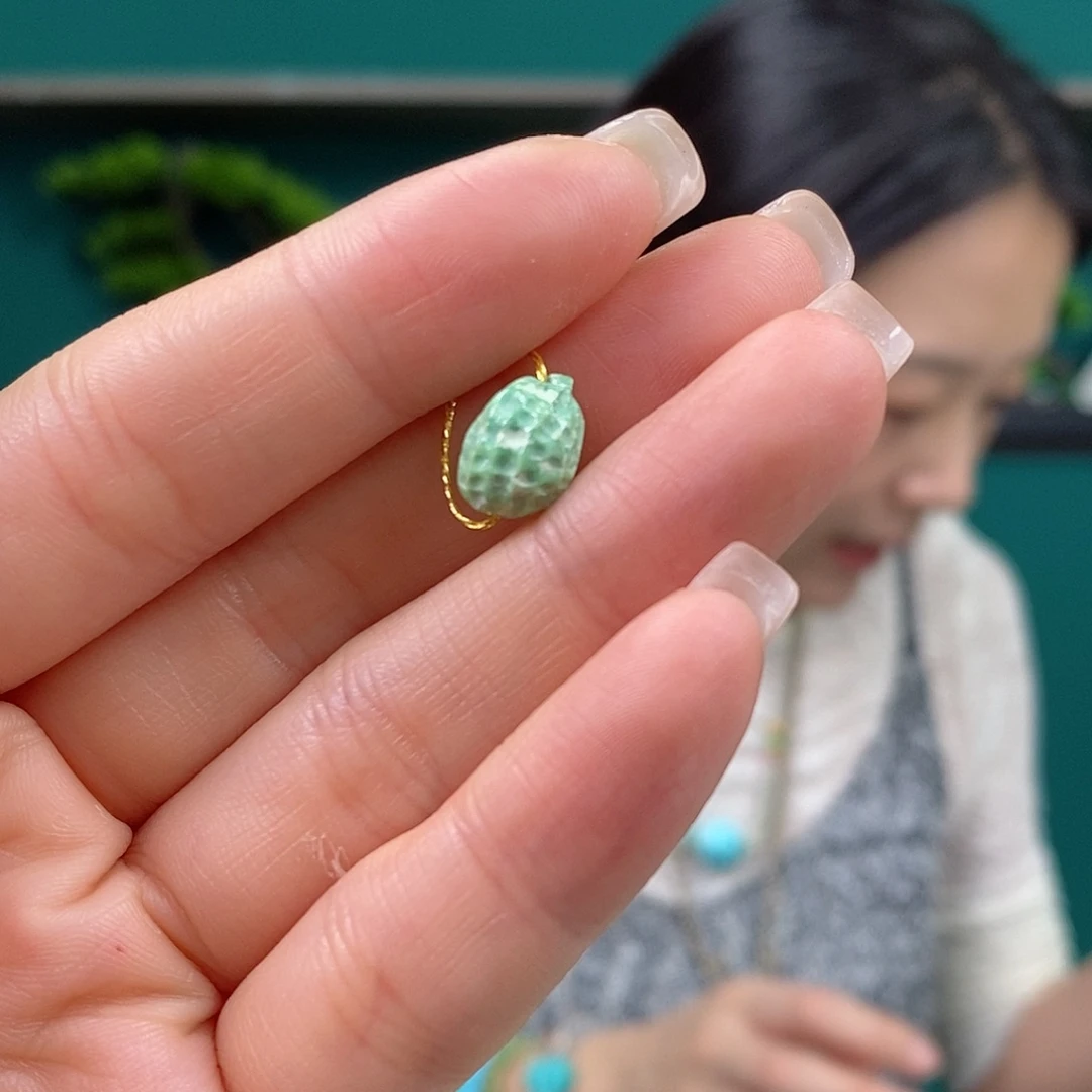未镶嵌绿松石珠宝奇石