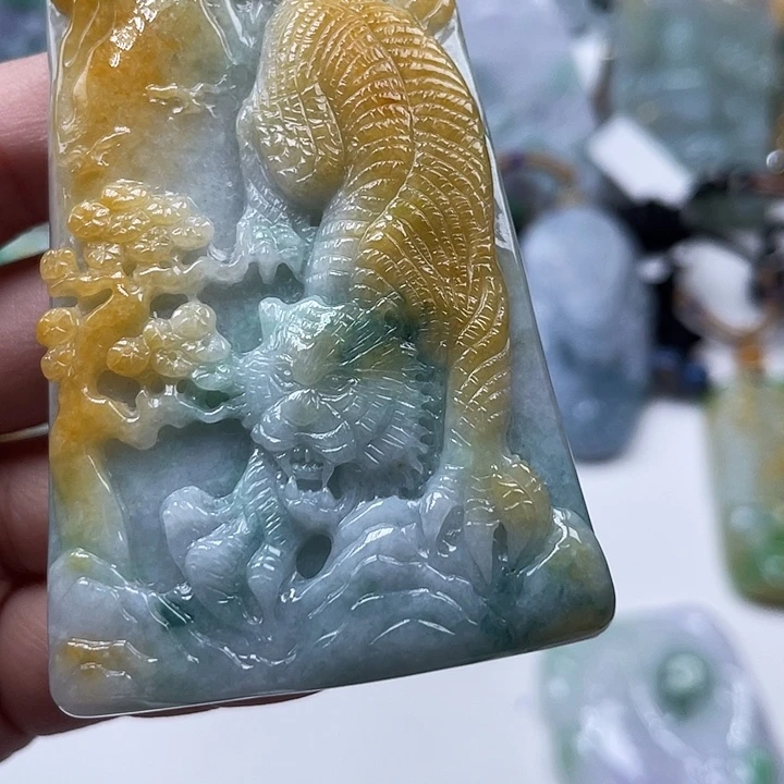 এ***࿐颈饰未镶嵌翡翠天然