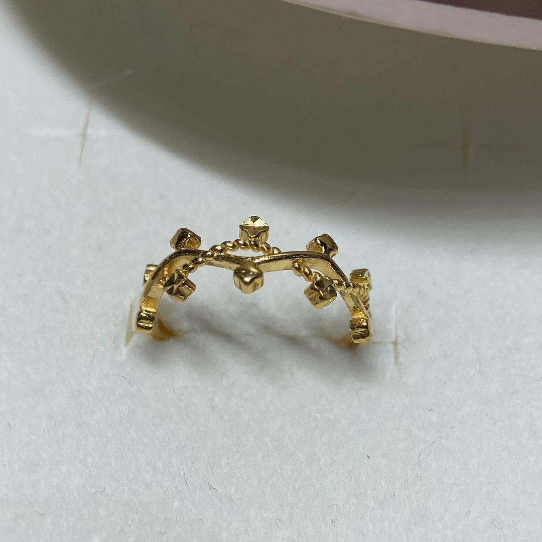 【小鑫黄金甄选】足金999镂空公主皇冠设计感戒指 2.89g