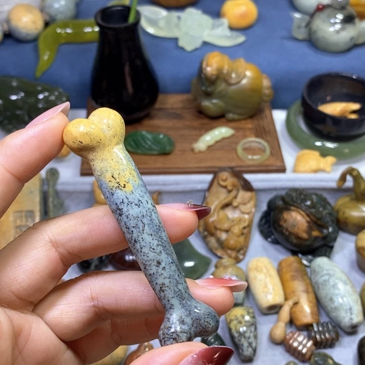 岫岩河磨玉（透闪石质玉）未镶嵌挂件