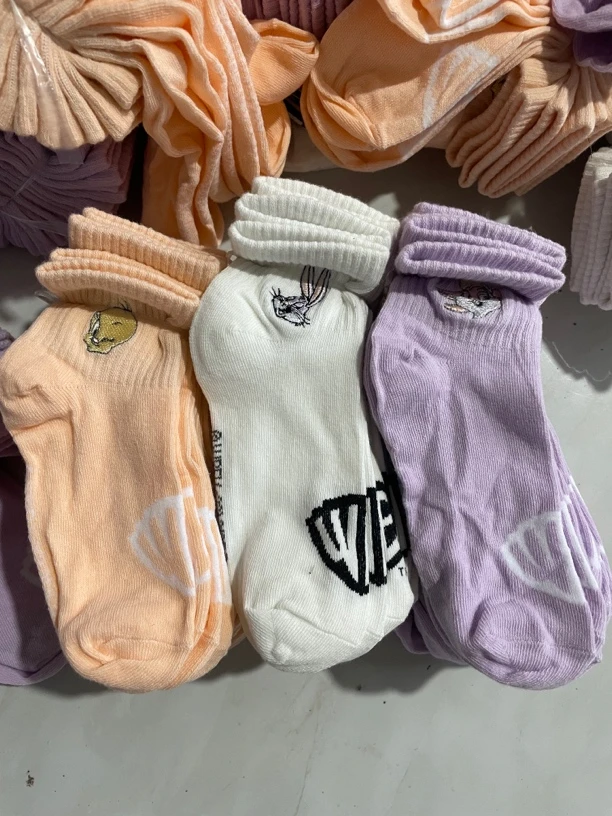 直播福利微脏雪地袜超便宜拍一发十无后跟直板的大小脚可穿