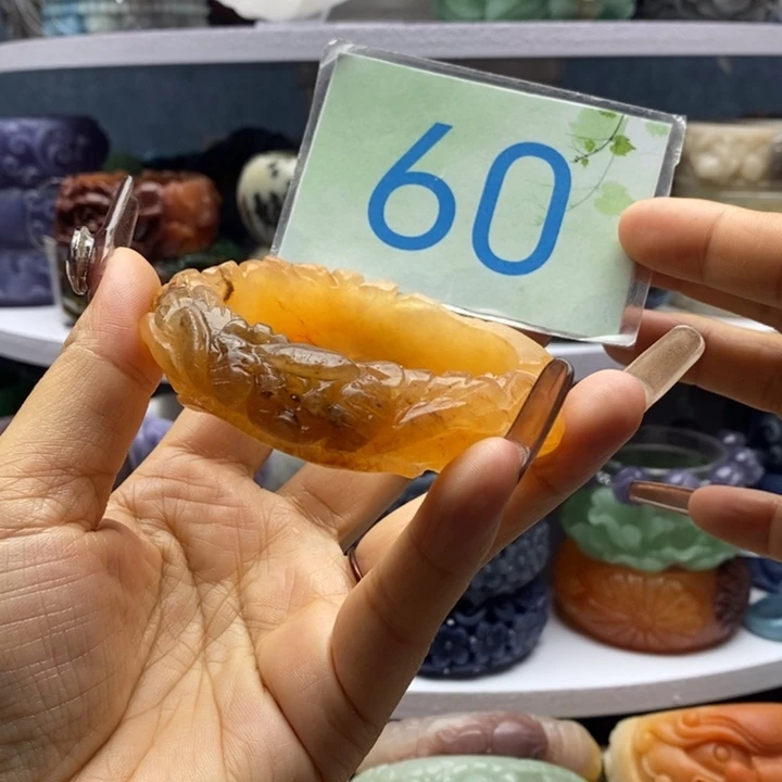 未镶嵌手镯石英岩玉