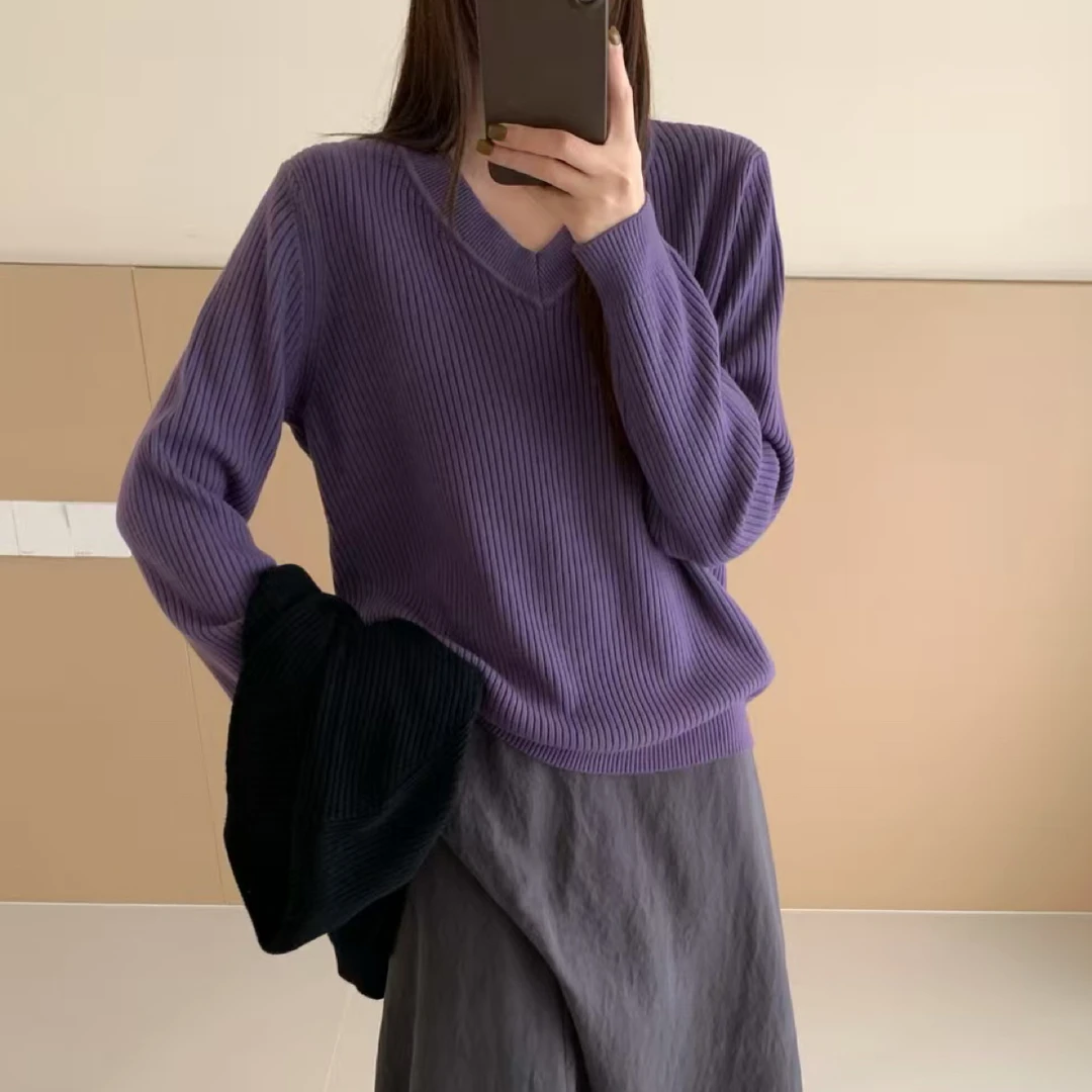 乐缘推荐爆款高品质韩系秋冬V领百搭针织衫上衣女