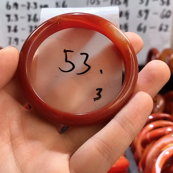 玛瑙/玉髓手镯未镶嵌
