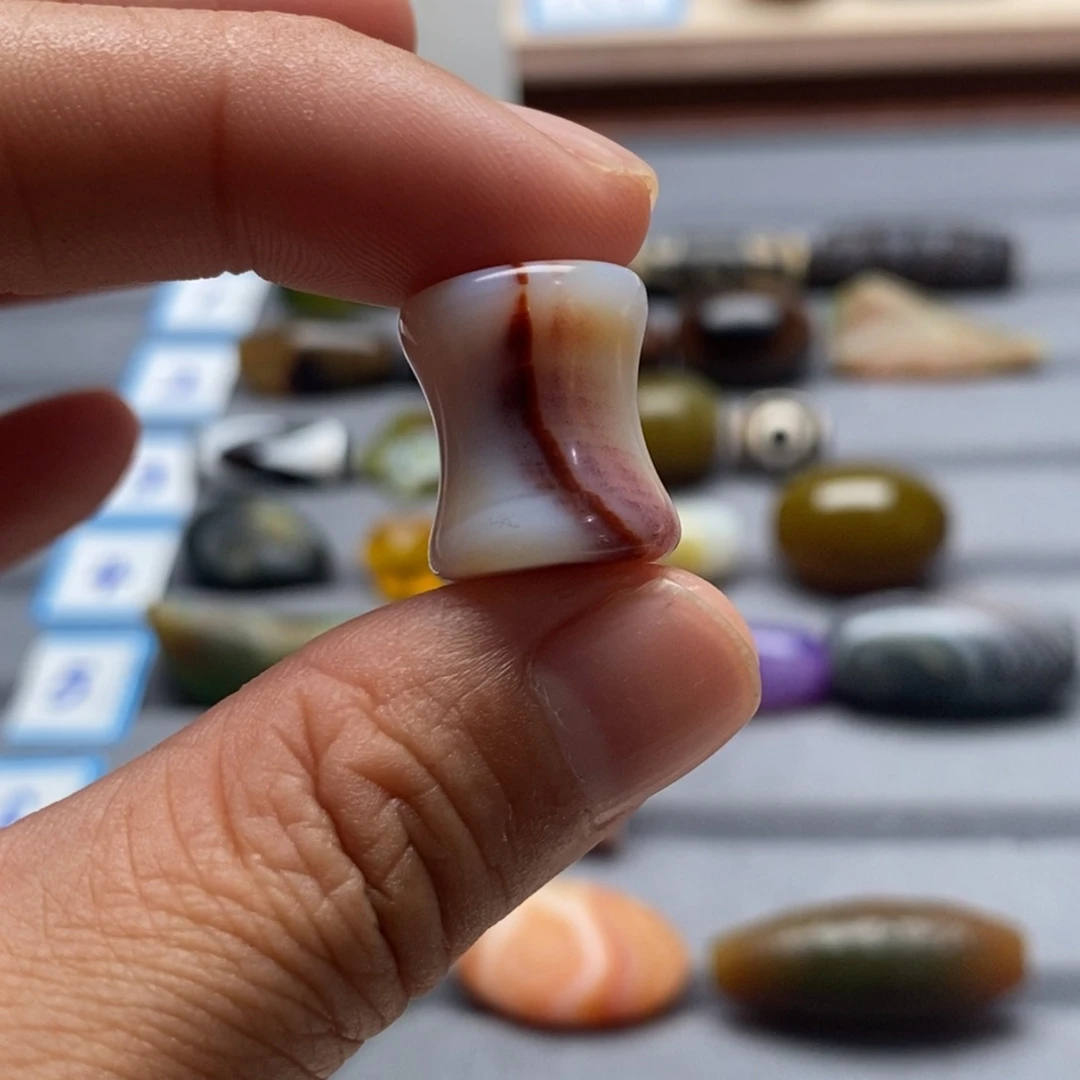 玛瑙/玉髓颈饰未镶嵌张****i