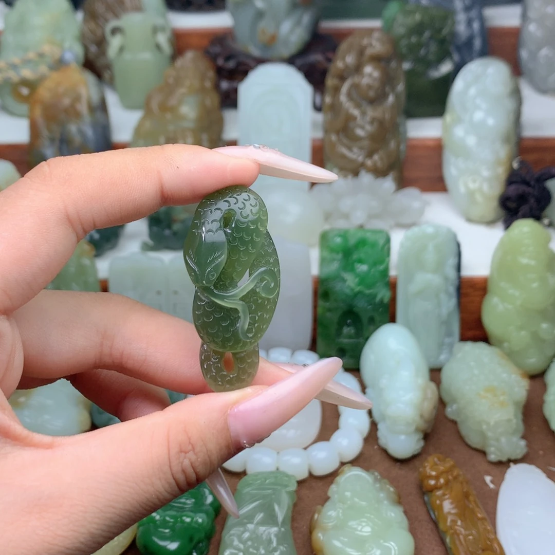 和田玉未镶嵌吊坠(不含链)