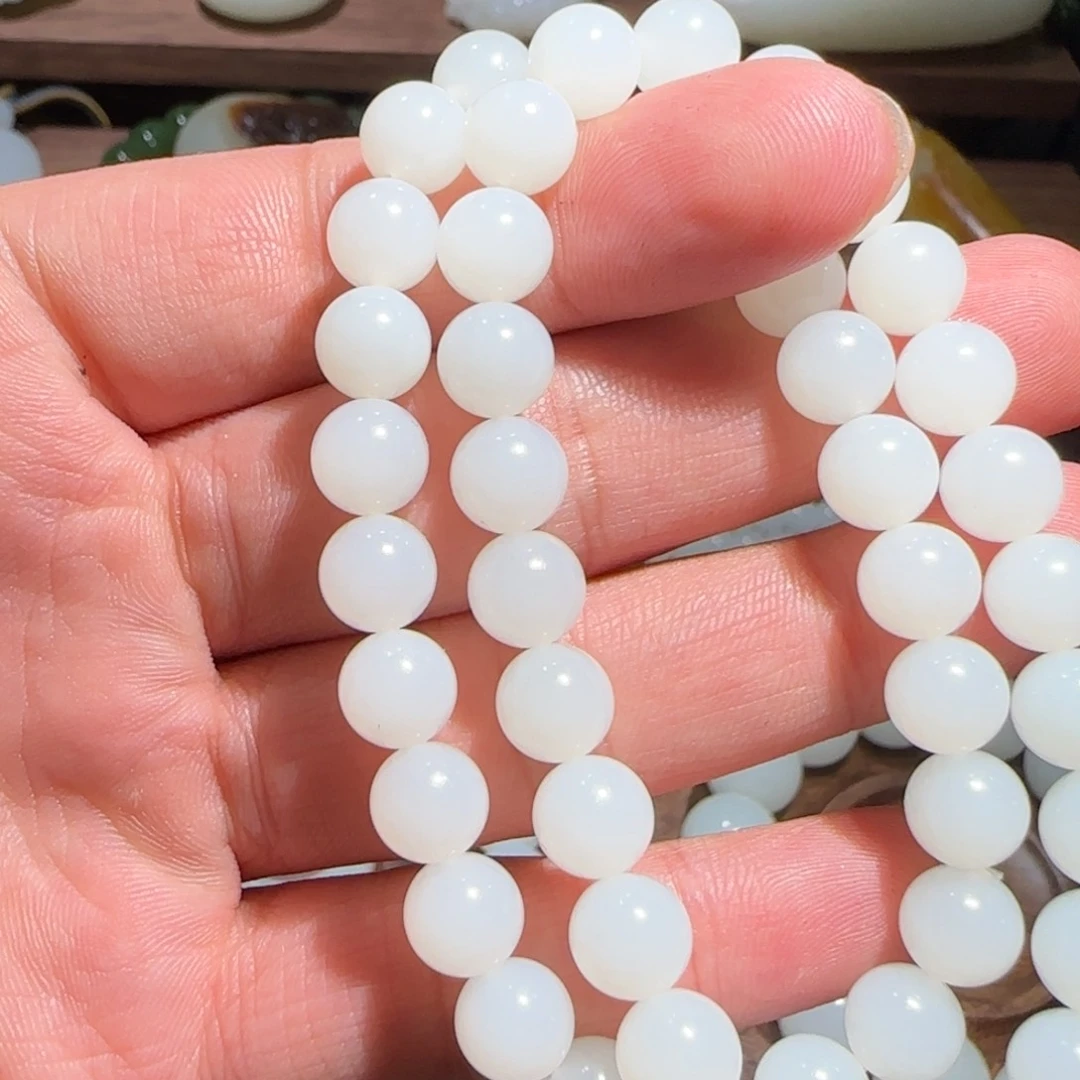 和田玉未镶嵌颈饰瑩*子