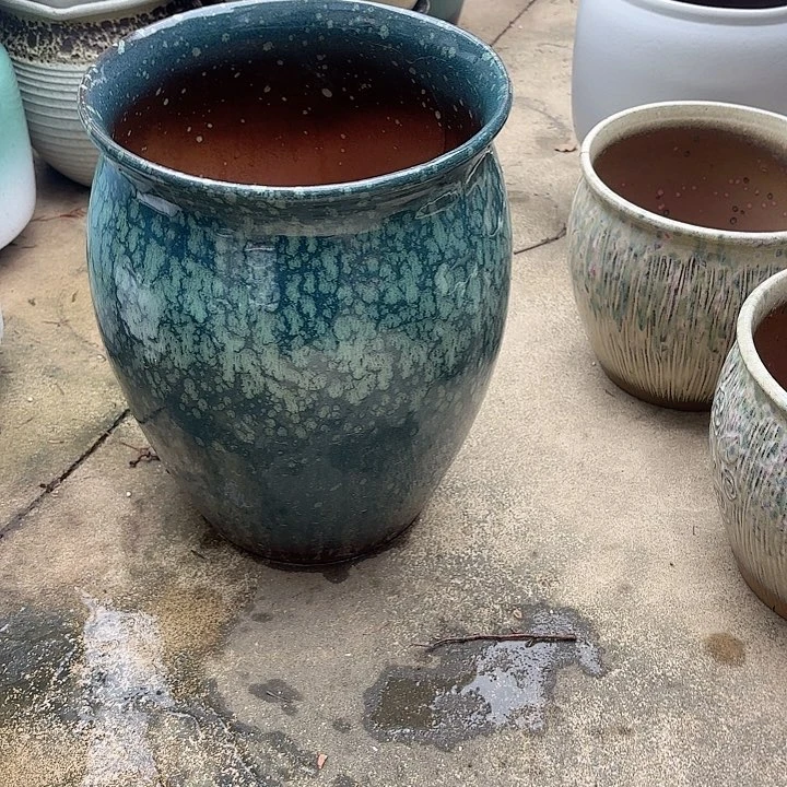 红陶口 24高30一个瑕疵