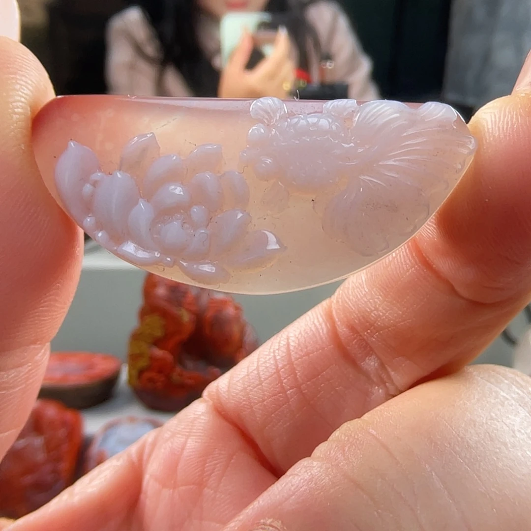 南红玛瑙未镶嵌颈饰