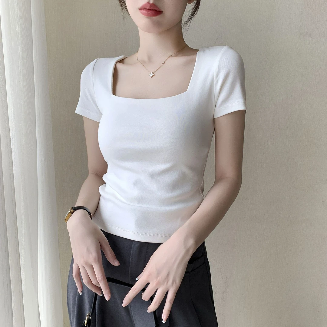 白色方领短袖T恤女2024夏设计感露锁骨修身显瘦短款百搭打底上衣