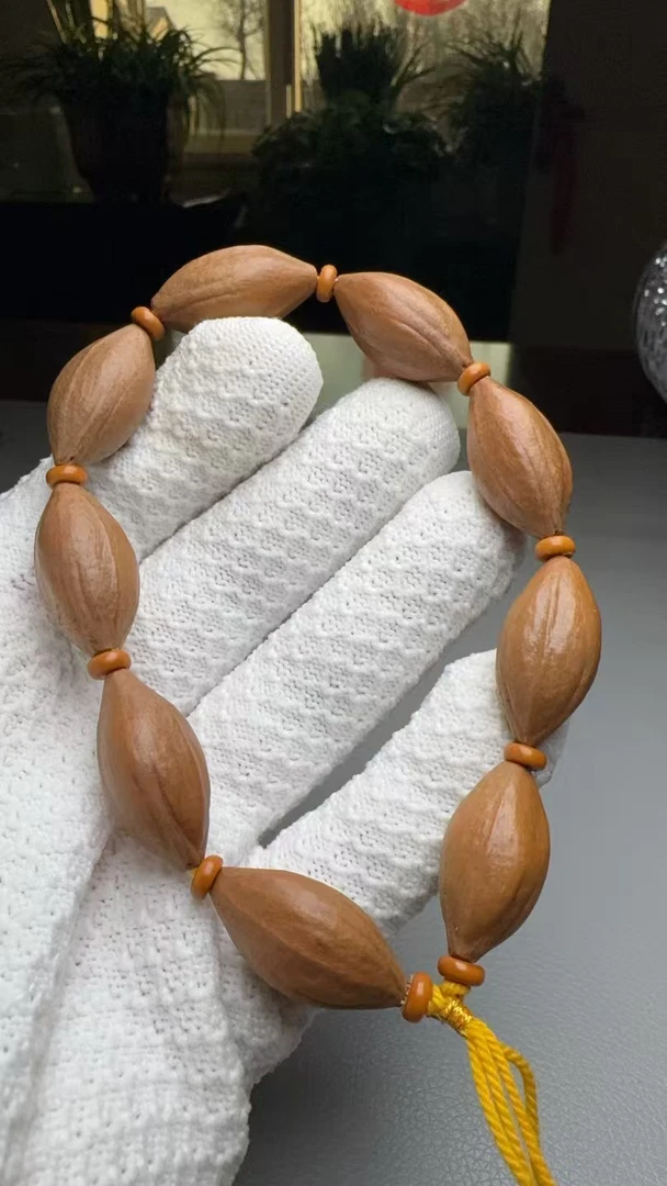 梅林铁核生态橄榄核素核直径约1.7cm左右