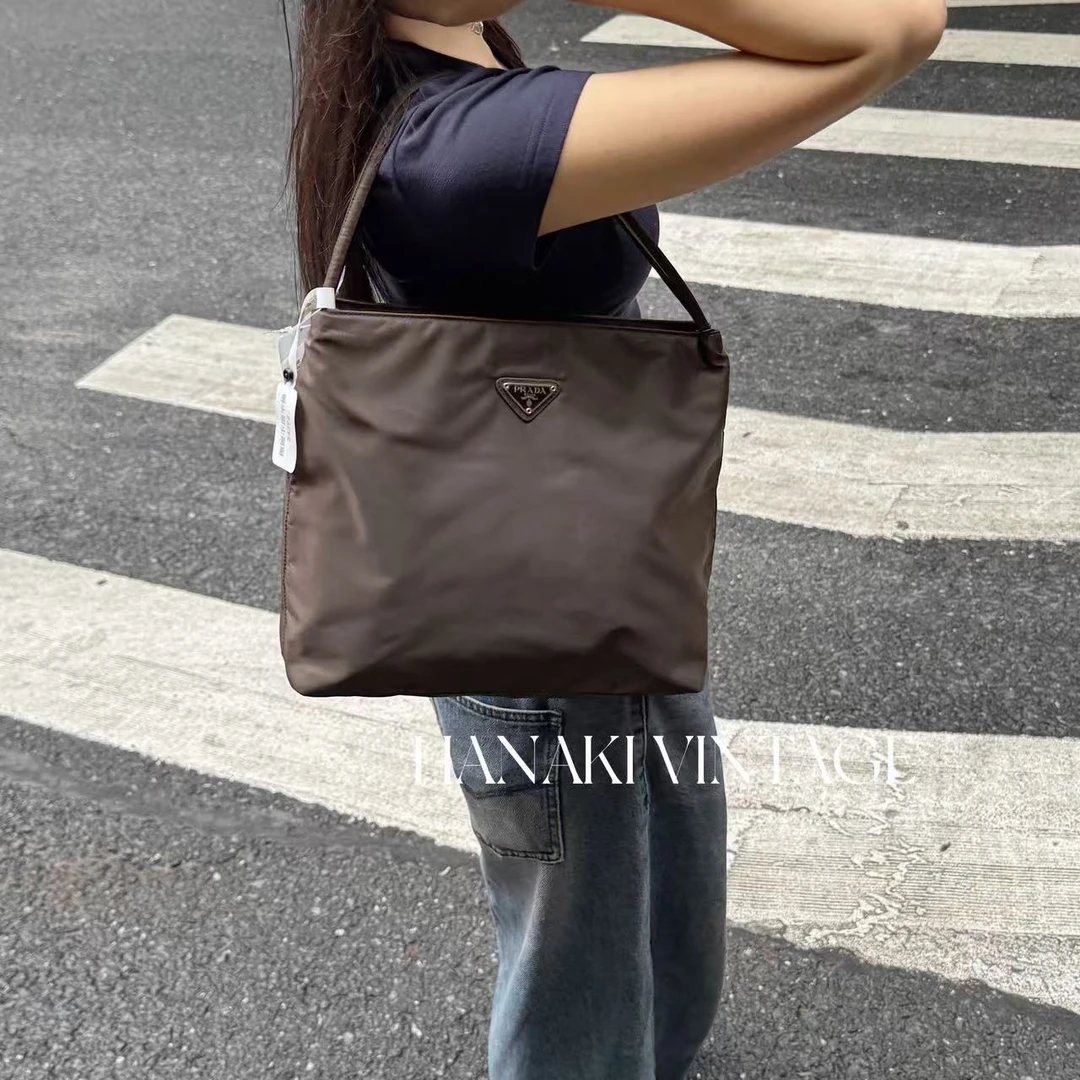 95新 Prada/普拉达 花绮二店/Prada普拉达巧克力托特单肩包/95新