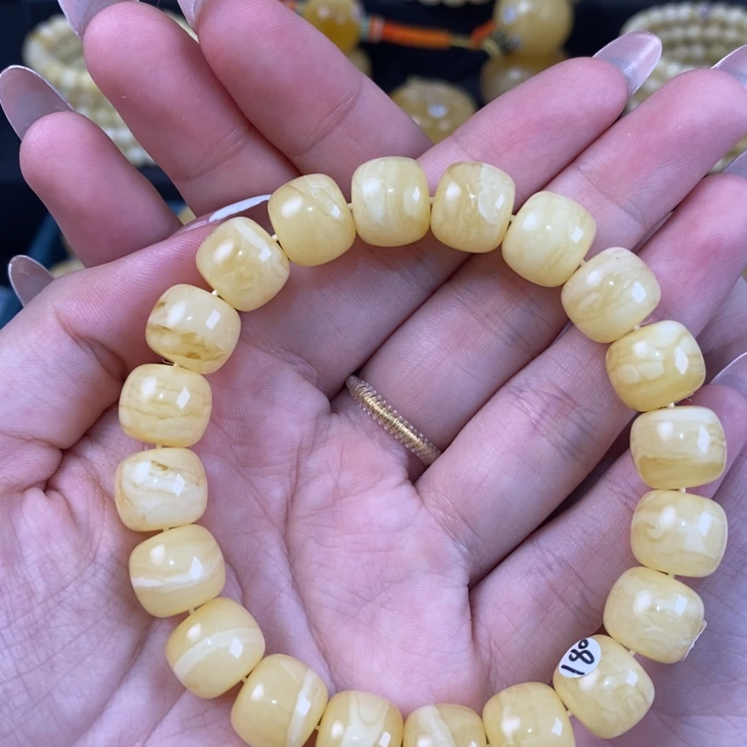 未镶嵌蜜蜡珠宝奇石