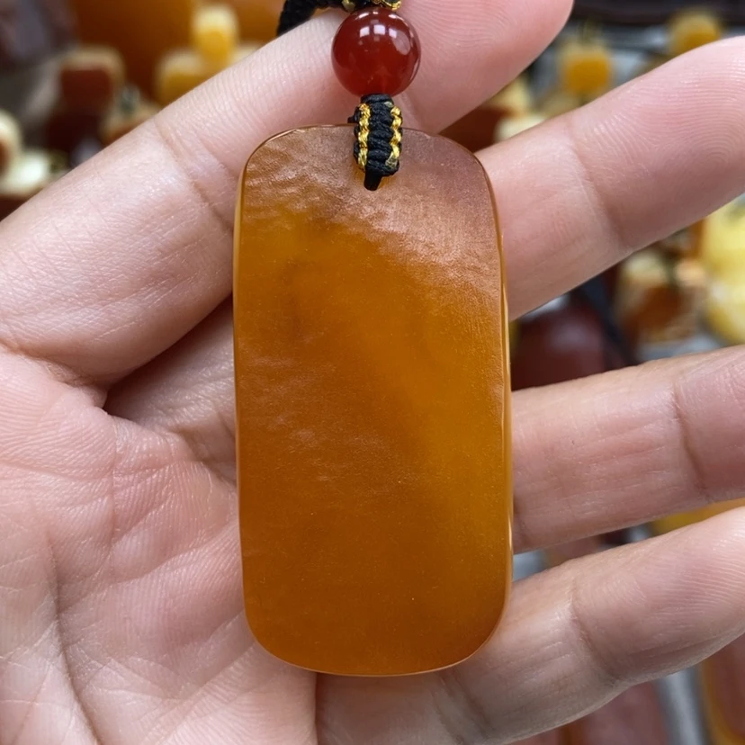 【闪购商品】琥珀颈饰未镶嵌