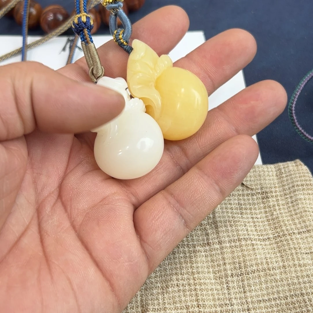 风***沙吊坠白玉菩提225两个