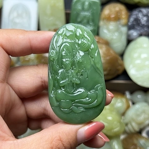 颈饰未镶嵌和田玉孝*先