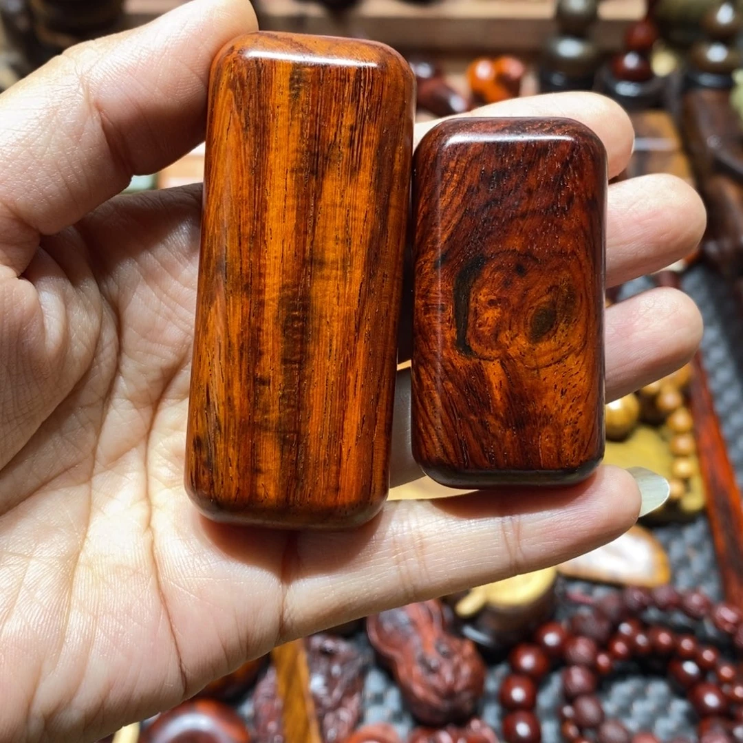 交趾黄檀（大红酸枝）